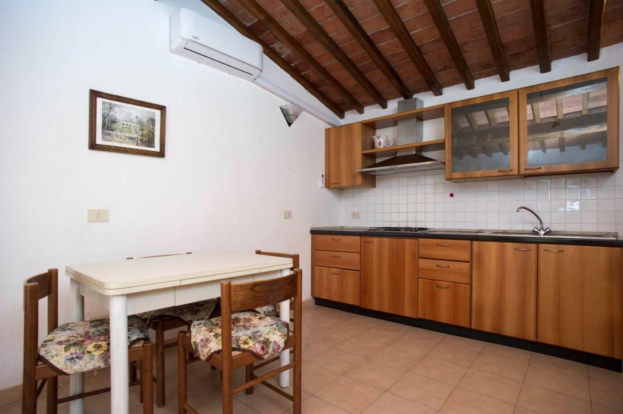 Aparthotel Il Poggio Marcuccio Lacona Zewnętrze zdjęcie
