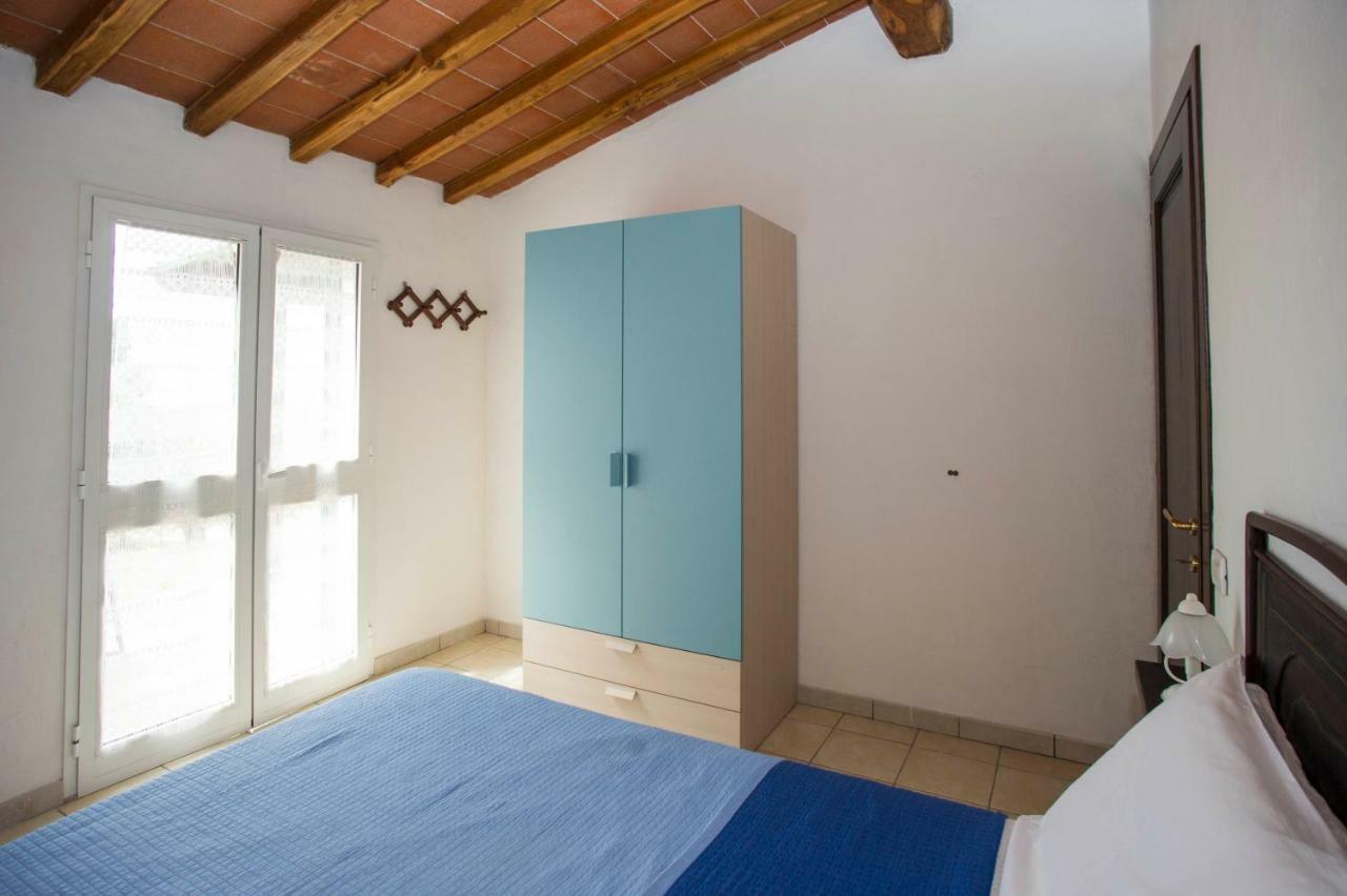 Aparthotel Il Poggio Marcuccio Lacona Zewnętrze zdjęcie