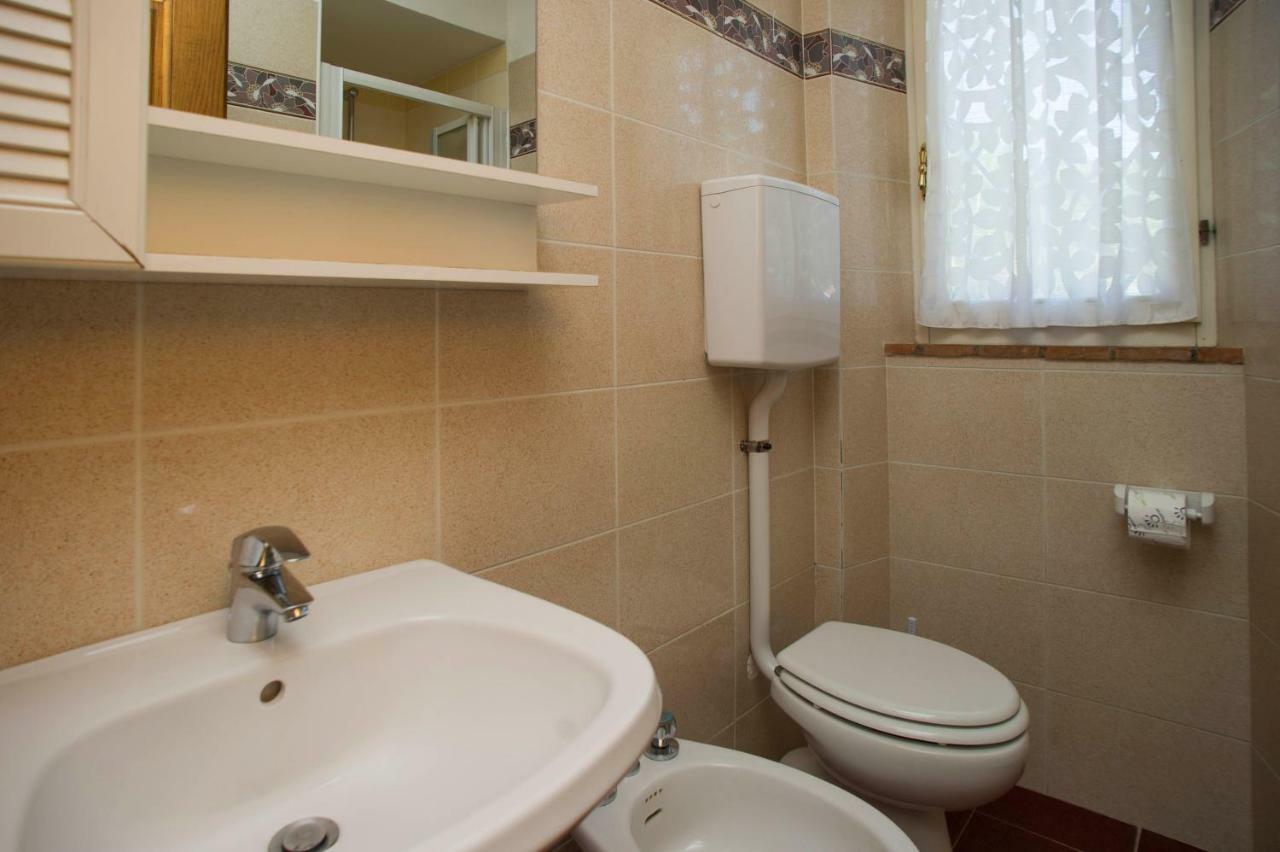 Aparthotel Il Poggio Marcuccio Lacona Zewnętrze zdjęcie